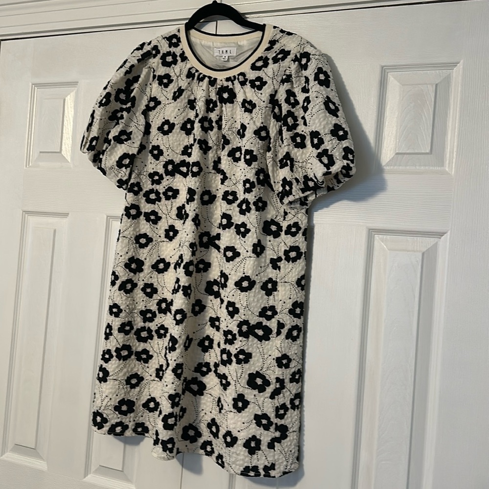 New THML Print Dress - M